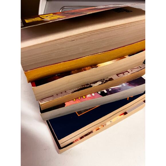 Western Book Lot (8) Johnstone, L'Amour, Eastwood, Compton, Nesbitt Paperbacks - Picture 5 of 6